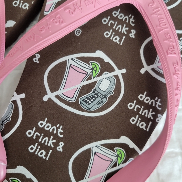 Don't Drink & Dial Flip Flops Sandals M 7-8 NWT Be As You Are - Picture 4 of 10